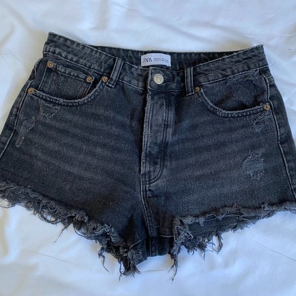 Black Zara Shorts - Picture 1 of 3